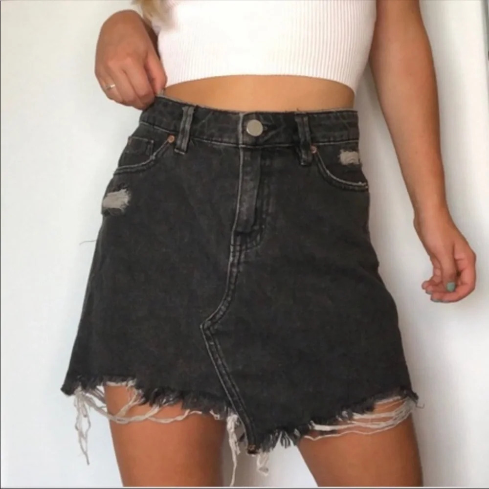 BDG Urban Outfitters black distressed jean skirt - Picture 3 of 8